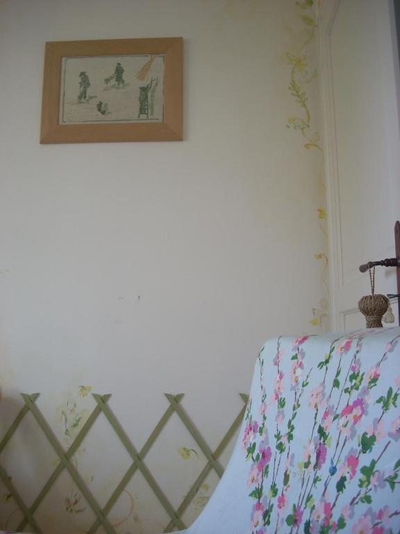 Chambres D'Hotes Logis De L'Astree Saint-Bris-des-Bois Стая снимка