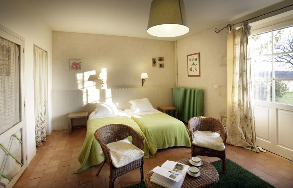 Chambres D'Hotes Logis De L'Astree Saint-Bris-des-Bois Екстериор снимка
