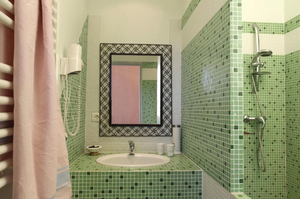 Chambres D'Hotes Logis De L'Astree Saint-Bris-des-Bois Екстериор снимка