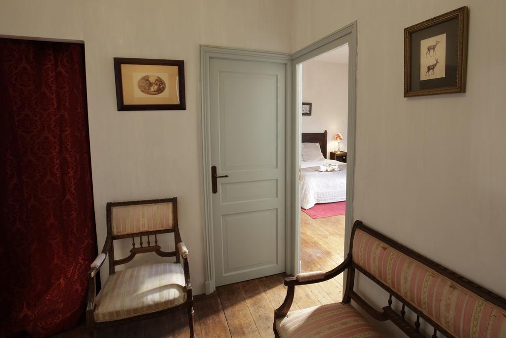 Chambres D'Hotes Logis De L'Astree Saint-Bris-des-Bois Екстериор снимка